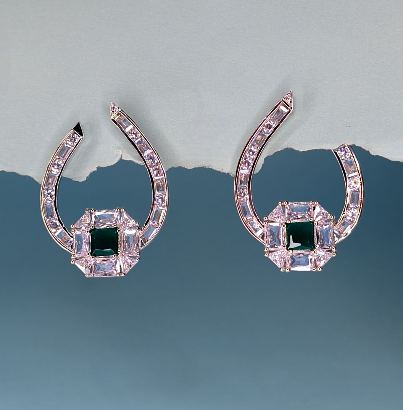 Hanging Earrings With Stone