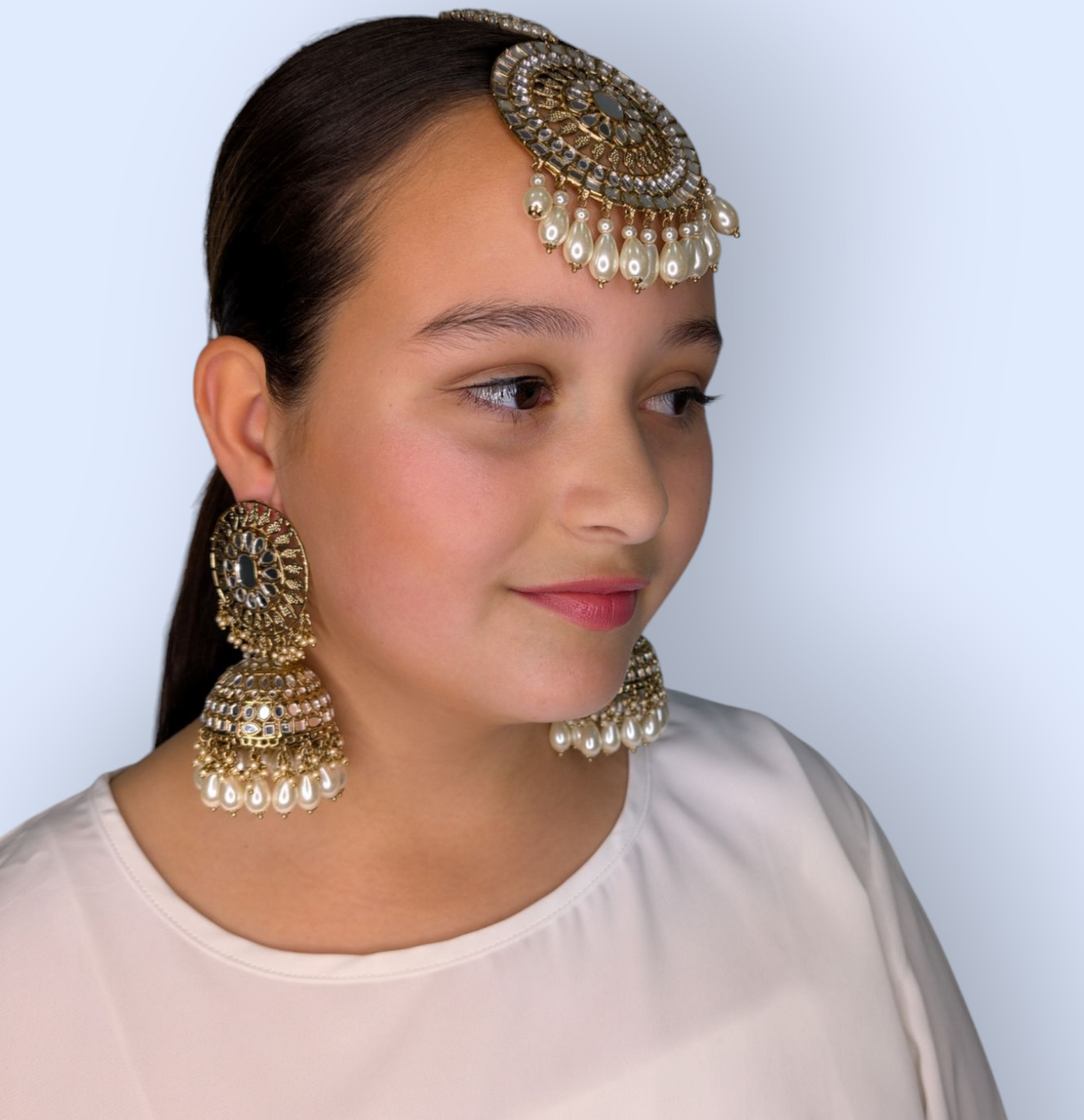 Giant Tikka and Jhumkas